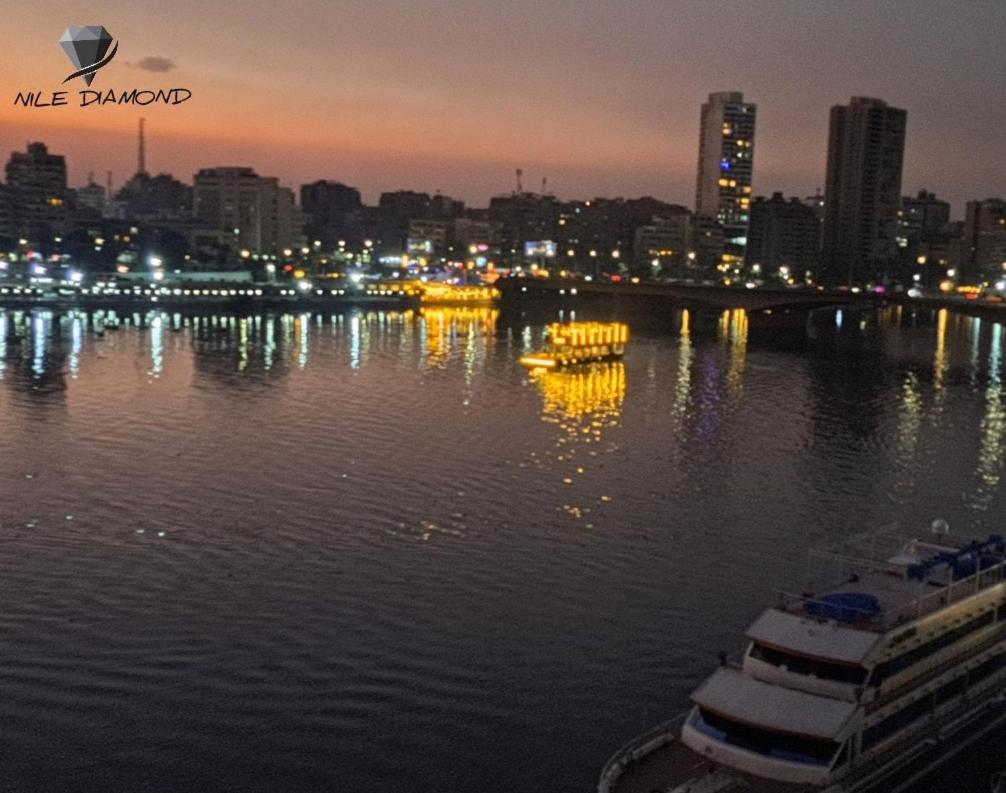 Nile Diamond * Cairo